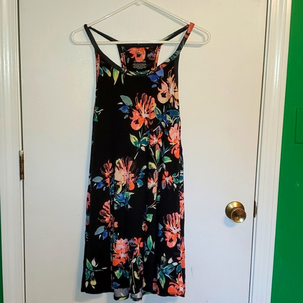 SO women's M black floral comfort mid dress
